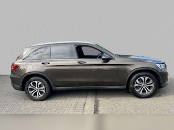 Used Mercedes-Benz GLC 2017 for sale - 75813577: Photo