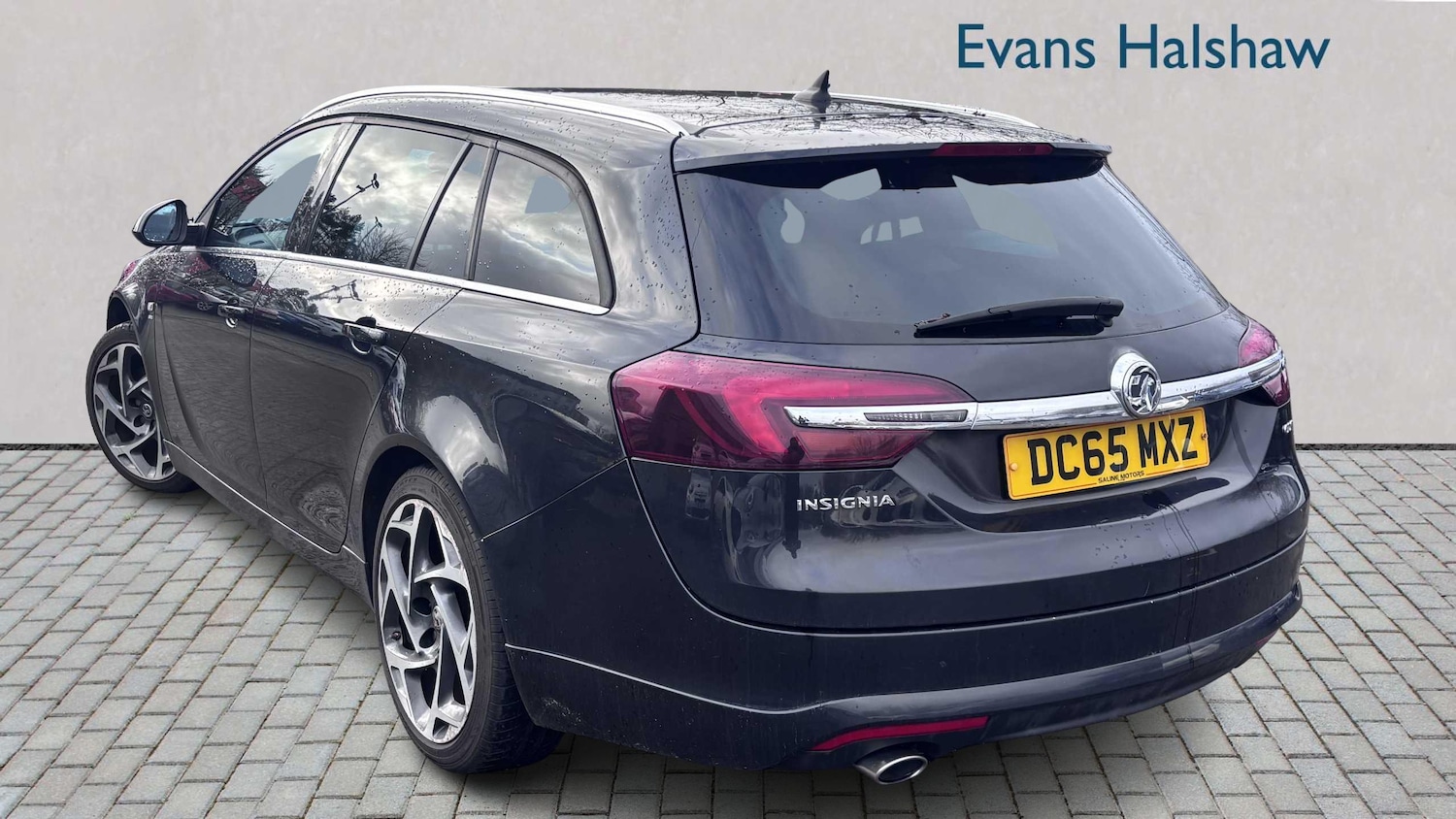 Used Vauxhall Insignia 2015 for sale - 77194538: Photo 2