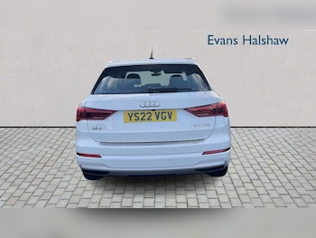 Used Audi Q3 2022 for sale - 77103109: Photo