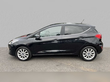 Used Ford Fiesta 2018 for sale - 75944383: Photo