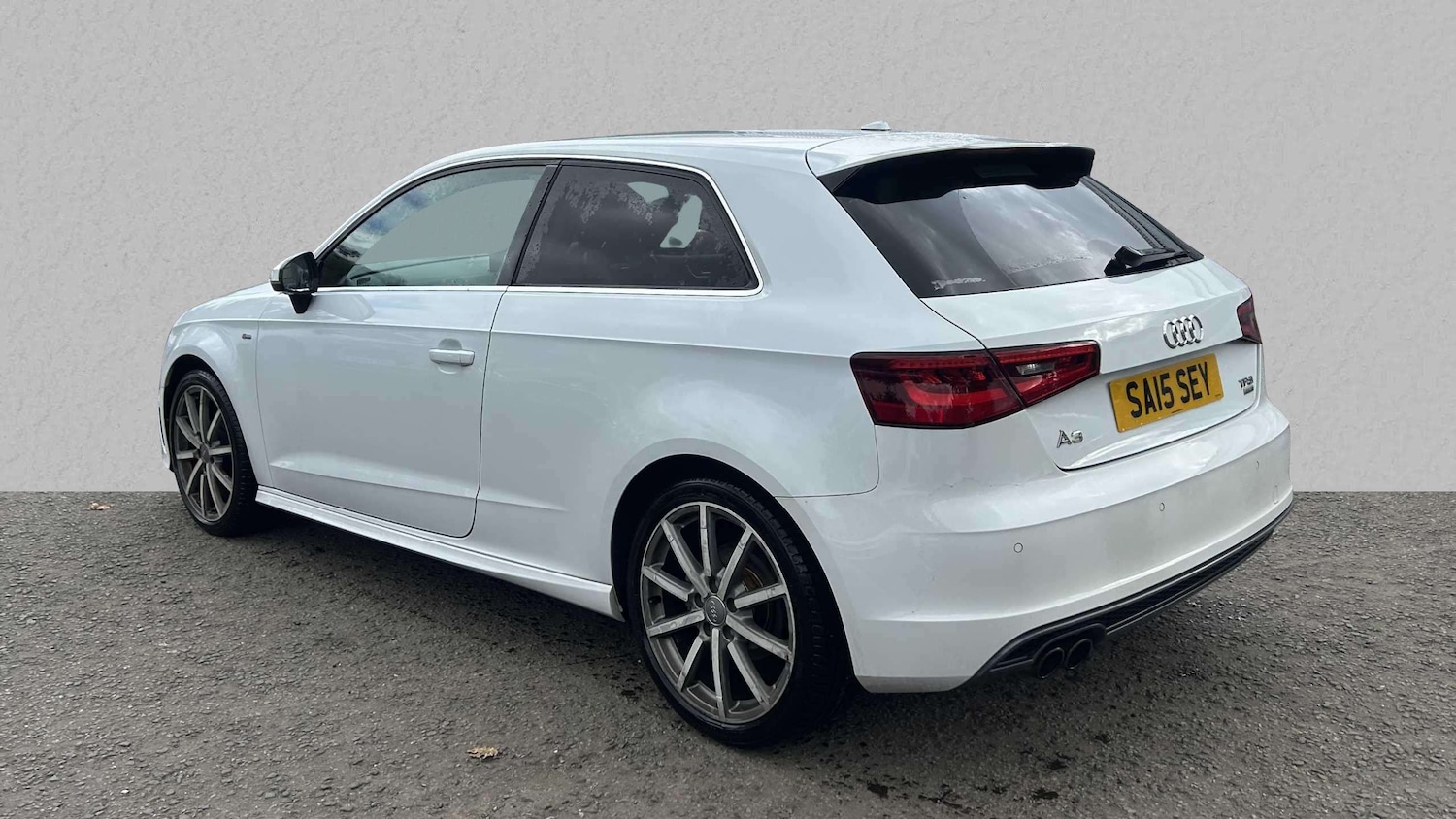 Used Audi A3 2015 for sale - 76087945: Photo 2