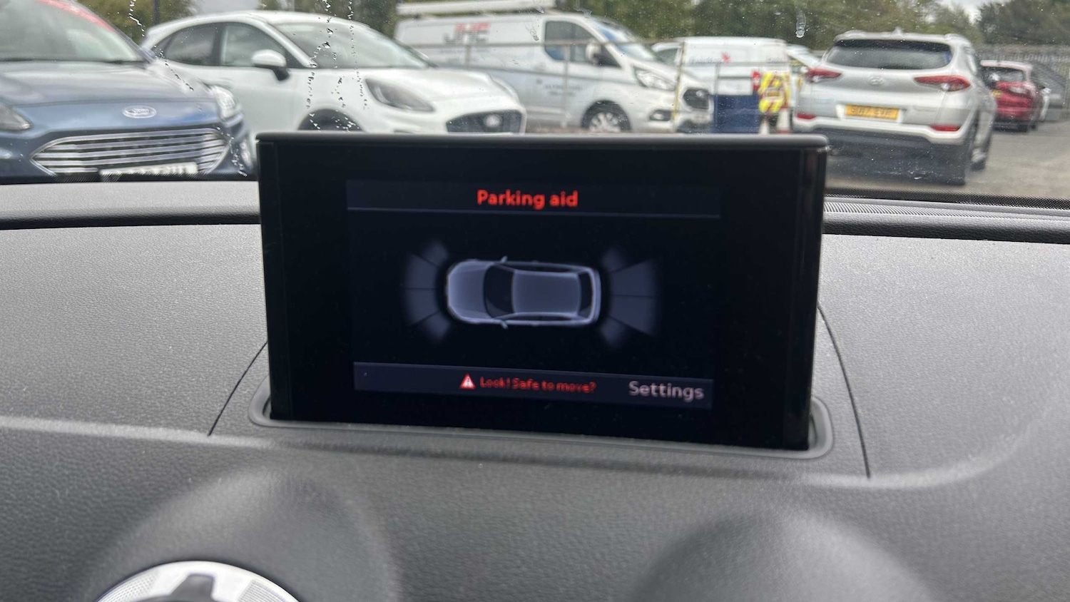 Used Audi A3 2015 for sale - 76087945: Photo 9