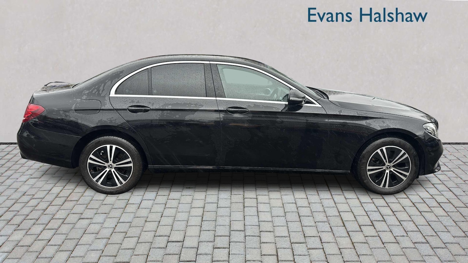 Used Mercedes-Benz E Class for sale - 76732342: Photo 2