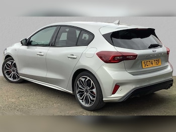 Used Ford Focus 2025 for sale - 76272134: Photo 2
