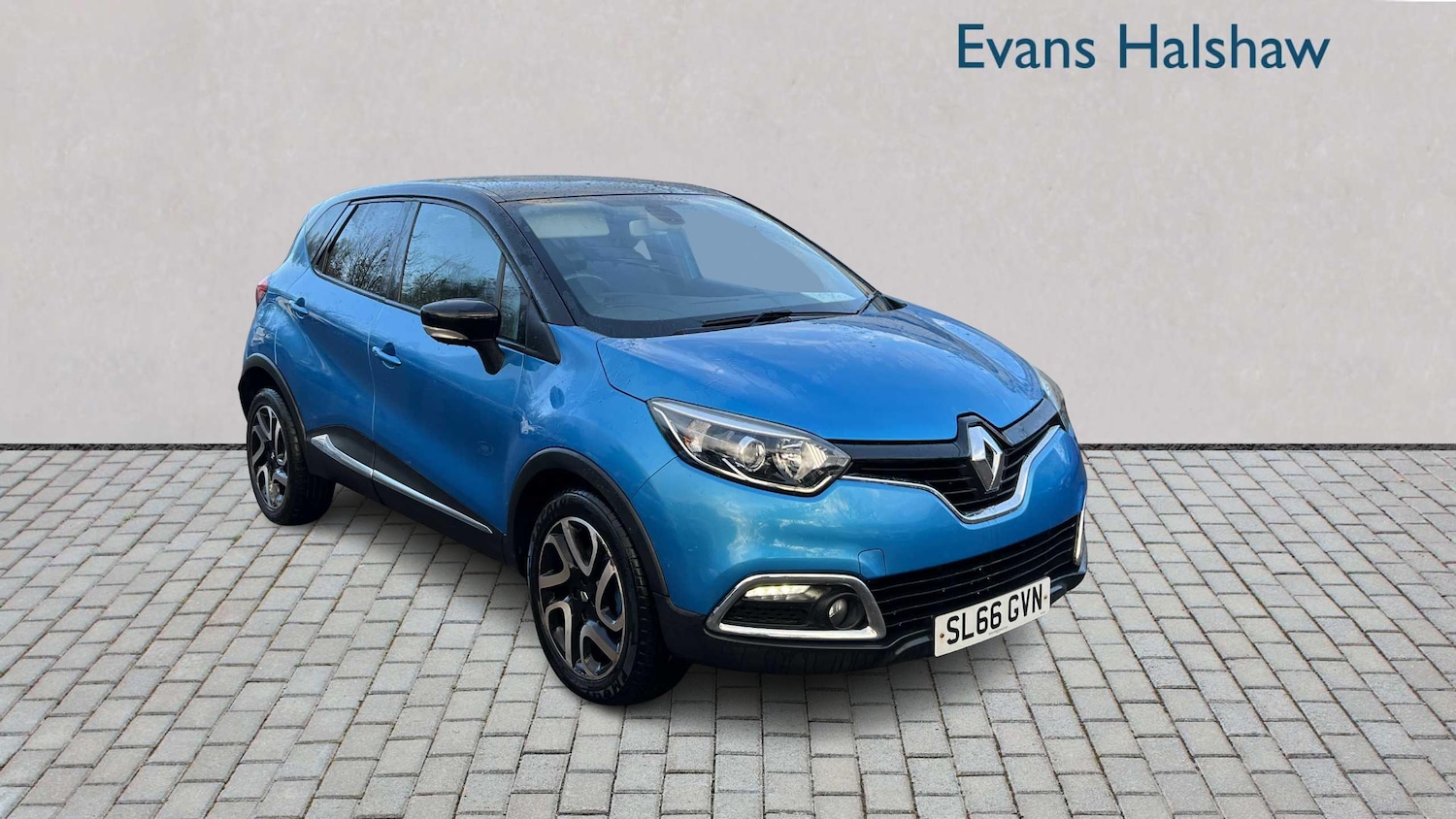 Used Renault Captur 2016 for sale - 76411328: Photo 1