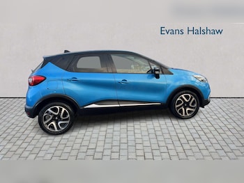 Used Renault Captur 2016 for sale - 76411328: Photo