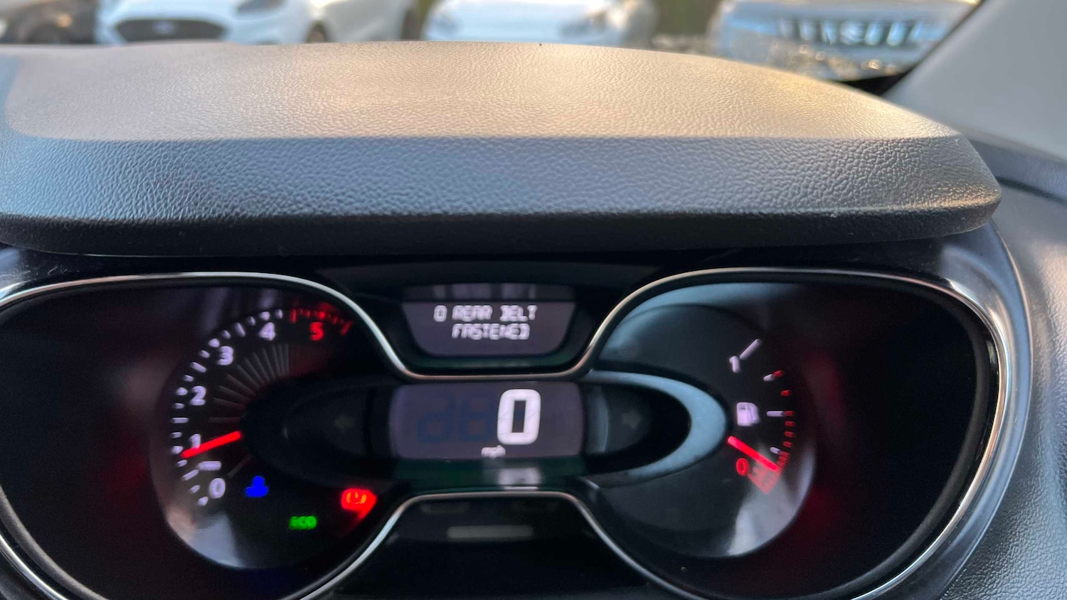 Used Renault Captur 2016 for sale - 76411328: Photo 8