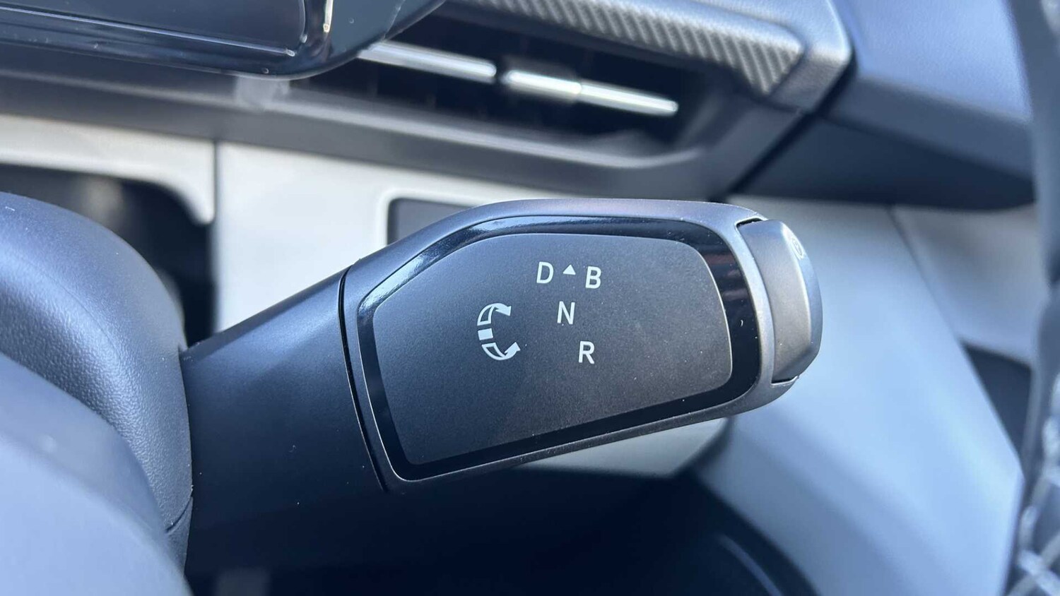 Used Ford Capri 2024 for sale - 77943123: Photo 29