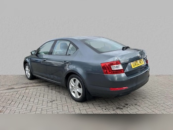 Used Skoda Octavia 2014 for sale - 76034823: Photo 2
