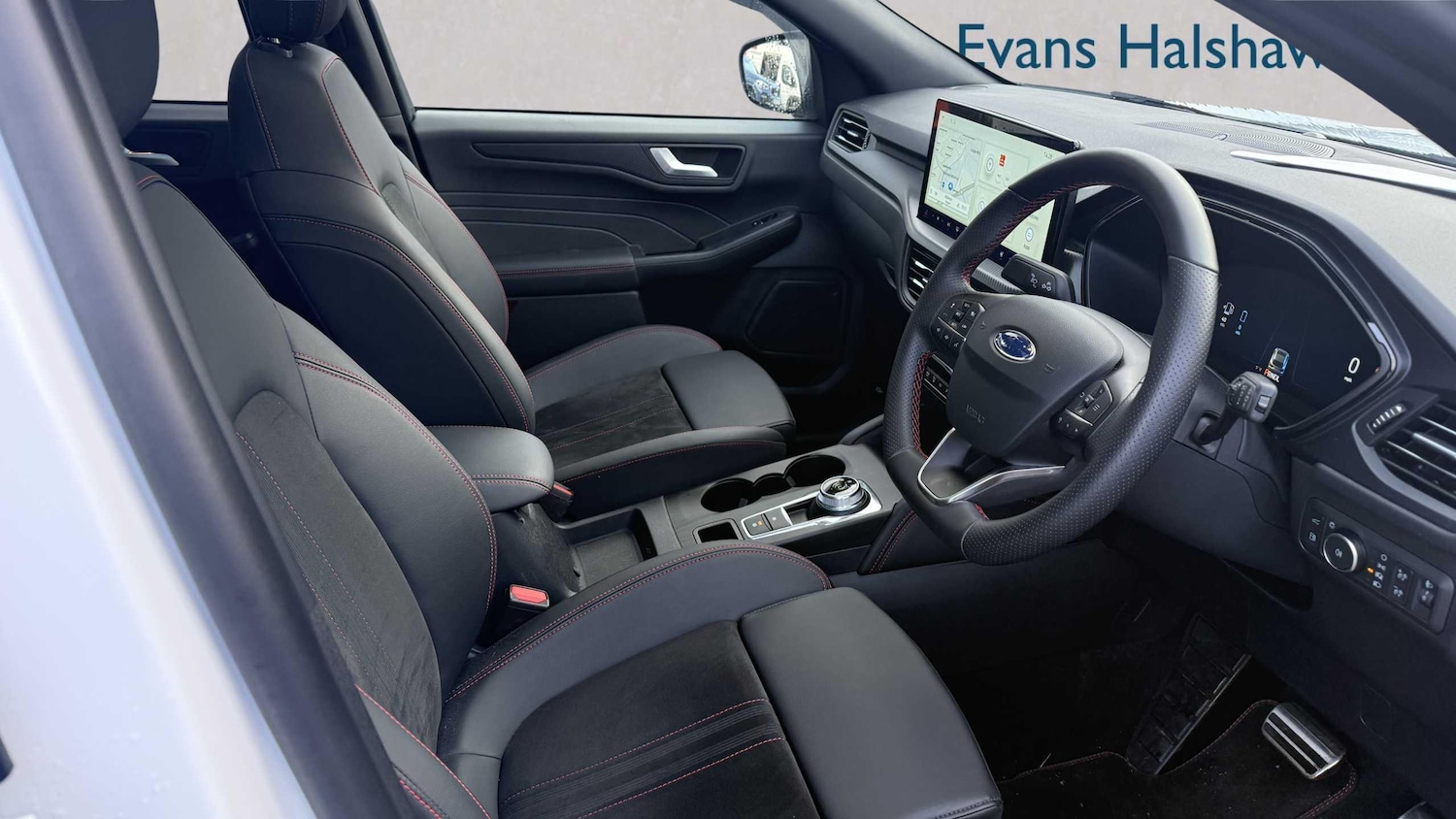 Used Ford Kuga 2025 for sale - 77232990: Photo 5