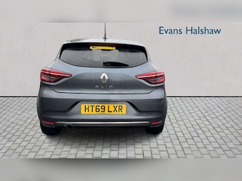 Used Renault Clio 2019 for sale - 77827357: Photo
