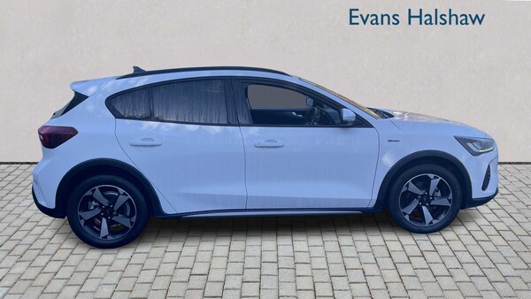 Used Ford Focus 2022 for sale - 76272254: Photo 8