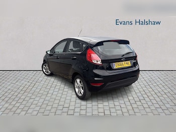 Used Ford Fiesta 2016 for sale - 79390811: Photo