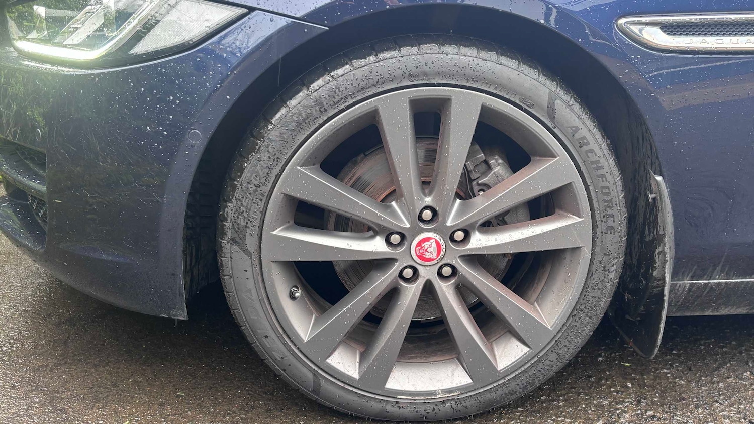 Used Jaguar XE 2016 for sale - 77561074: Photo 11