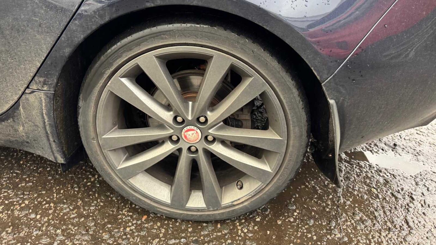 Used Jaguar XE 2016 for sale - 77561074: Photo 7