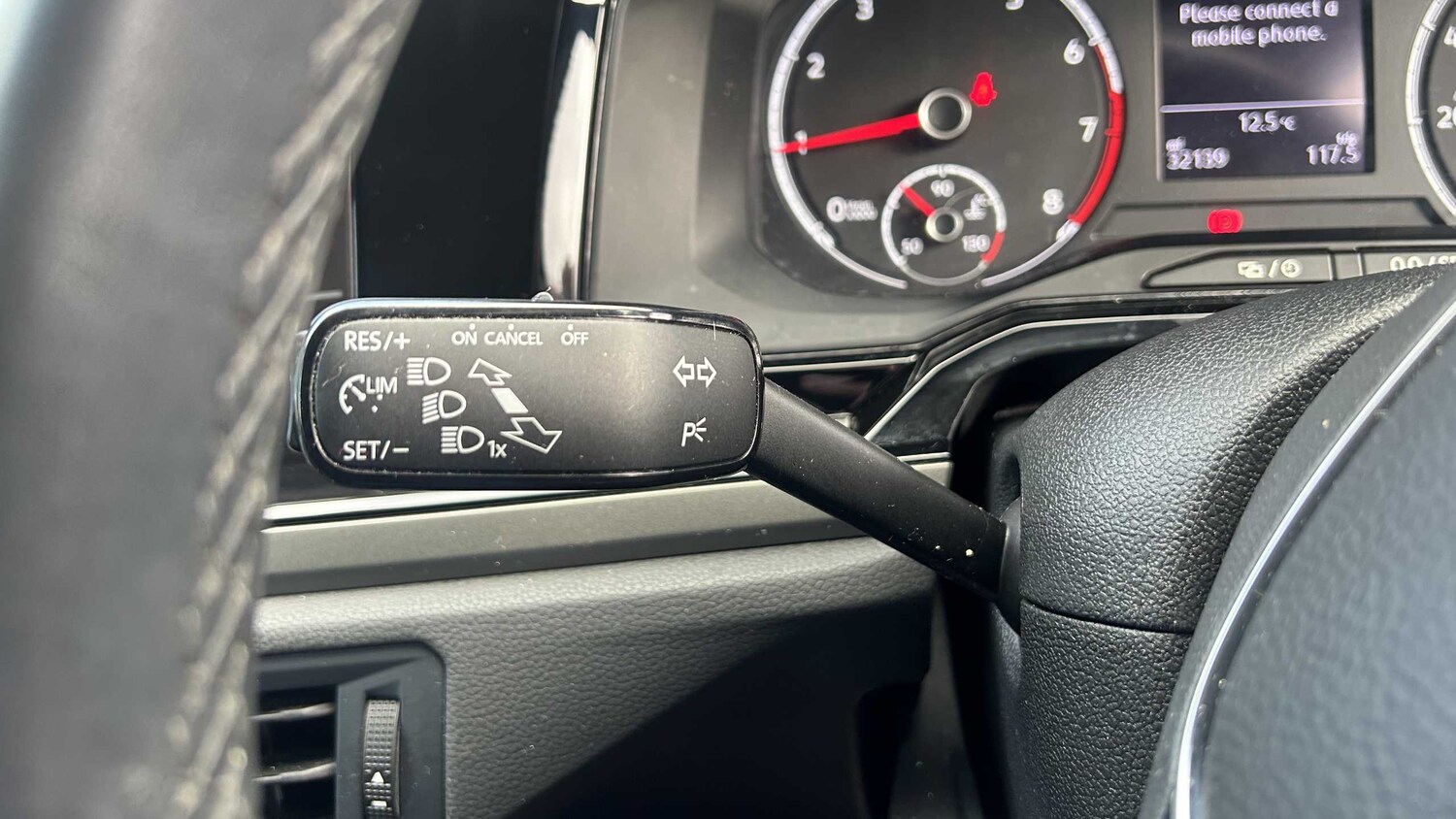 Used Volkswagen Polo 2020 for sale - 76286348: Photo 27