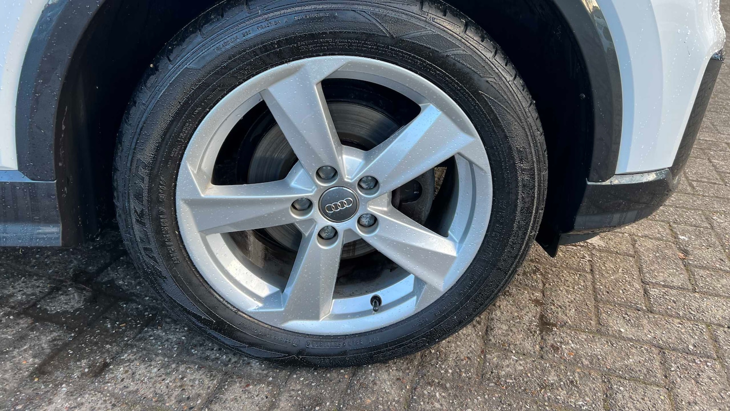 Used Audi Q2 2020 for sale - 76668917: Photo 6