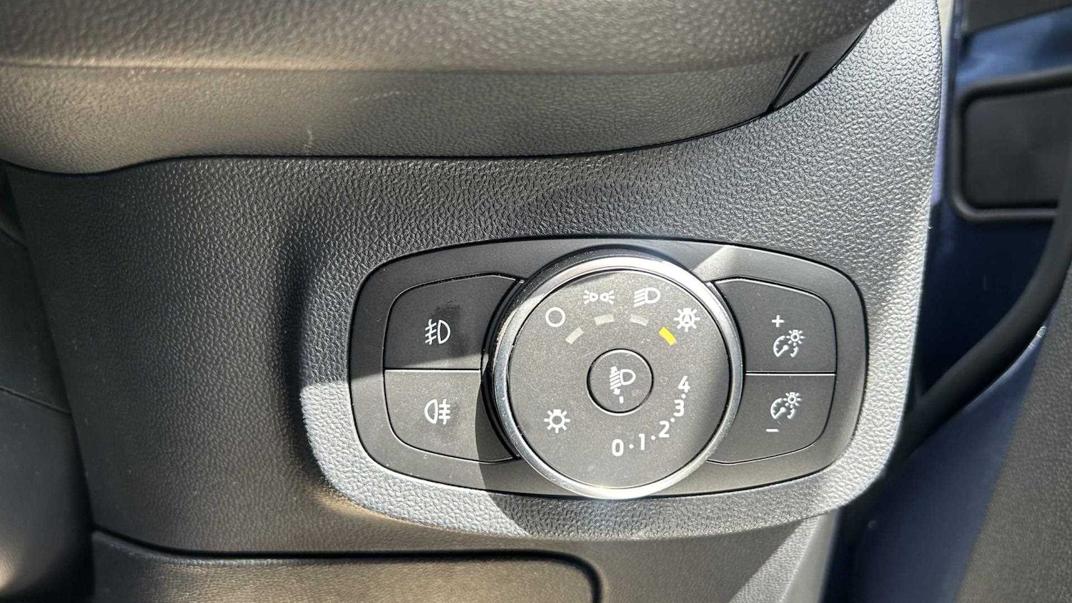 Vehicle 33