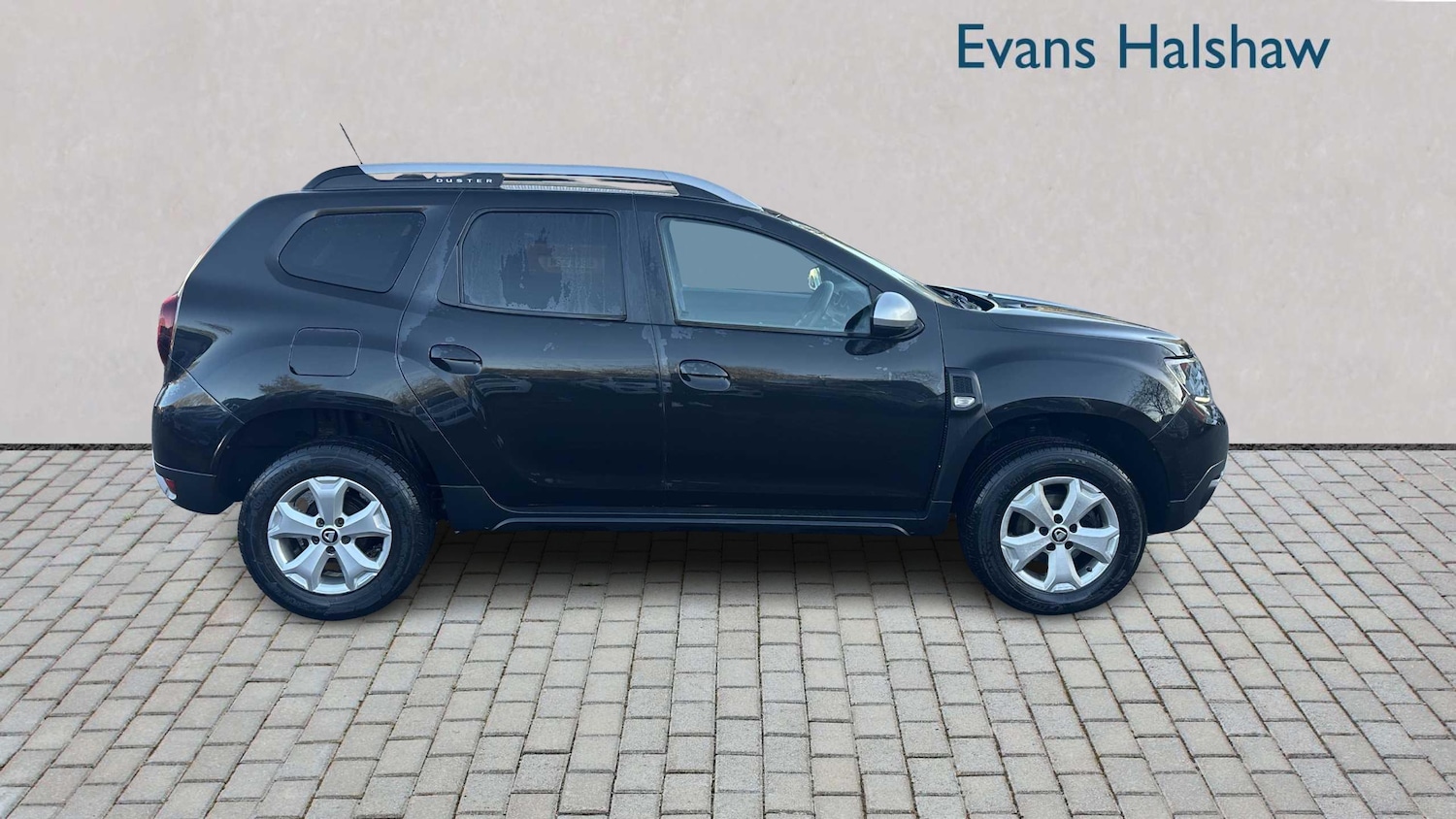 Used Dacia Duster 2019 for sale - 76705223: Photo 2