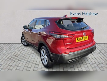 Used Nissan Qashqai 2018 for sale - 77842277: Photo