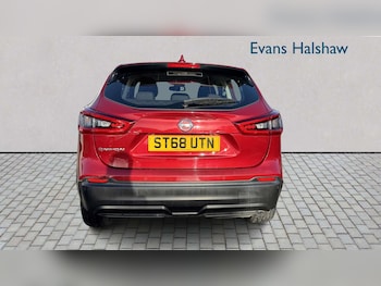 Used Nissan Qashqai 2018 for sale - 77842277: Photo