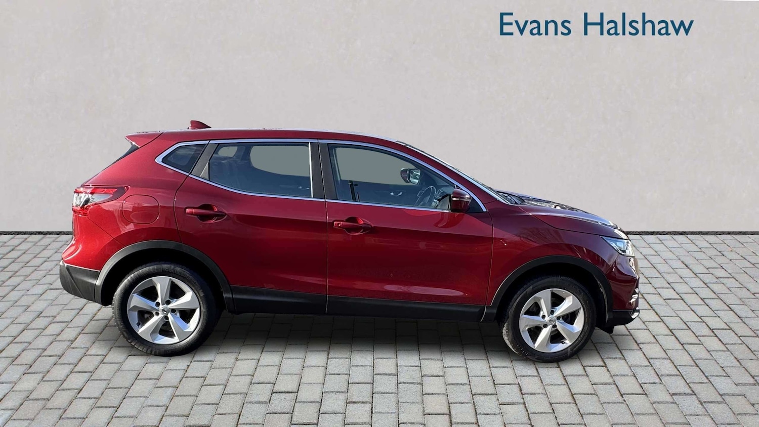 Used Nissan Qashqai 2018 for sale - 77842277: Photo 4