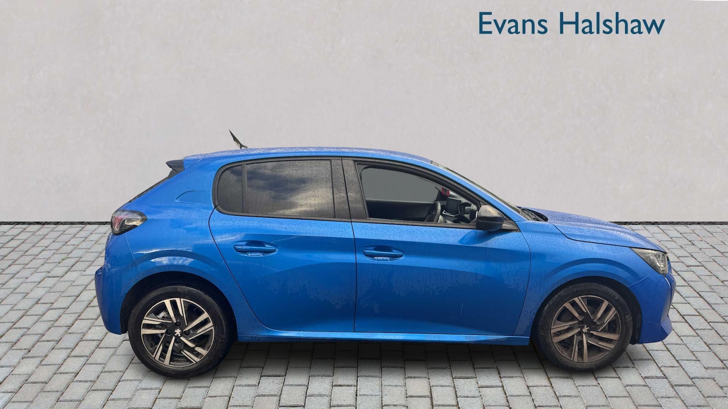 Used Peugeot 208 2023 for sale - 76902435: Photo 2