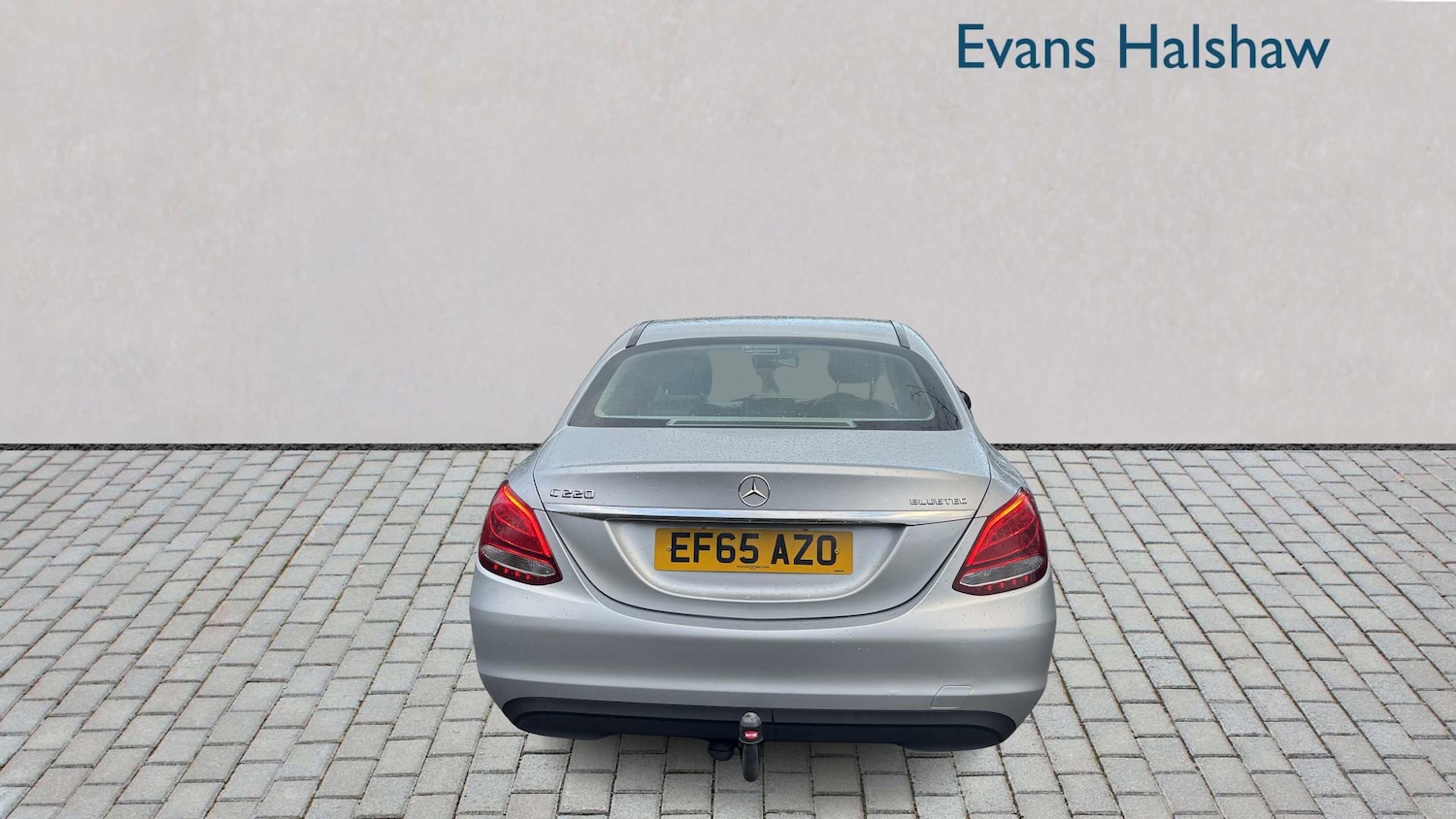 Used Mercedes-Benz C Class 2015 for sale - 76902257: Photo 3