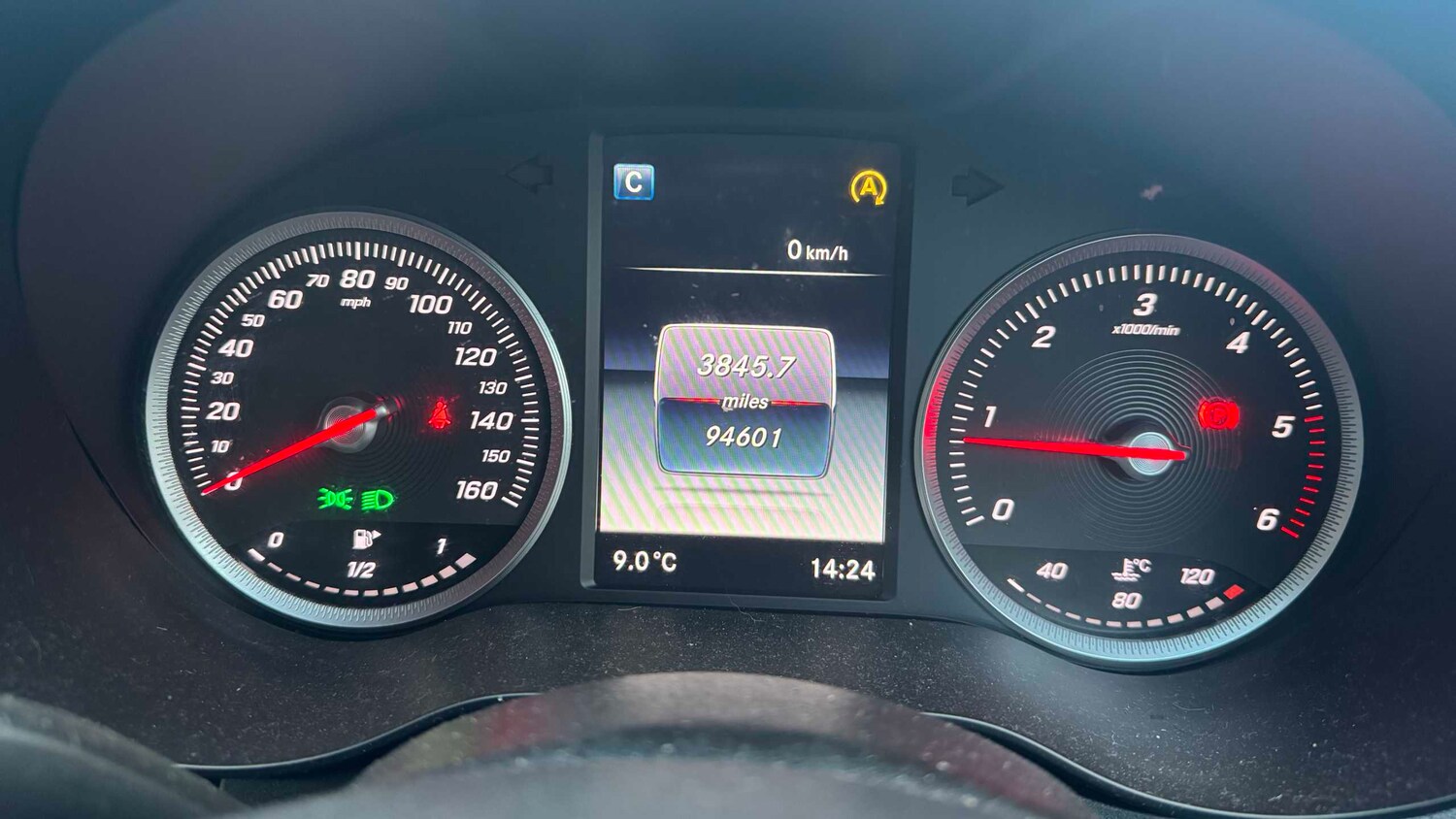 Used Mercedes-Benz C Class 2015 for sale - 76902257: Photo 9