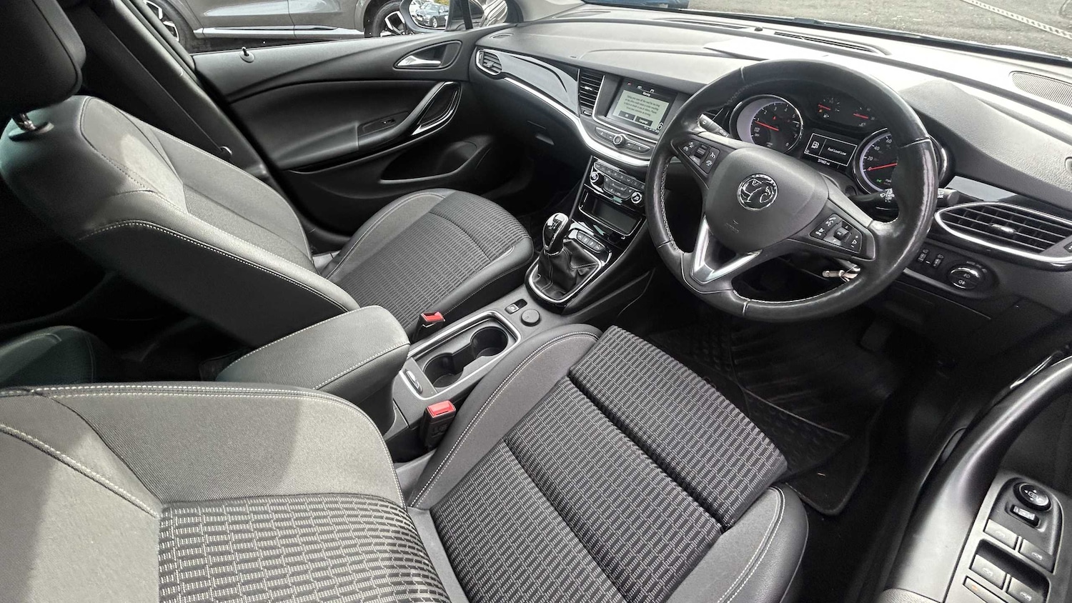 Used Vauxhall Astra 2021 for sale - 76156159: Photo 7