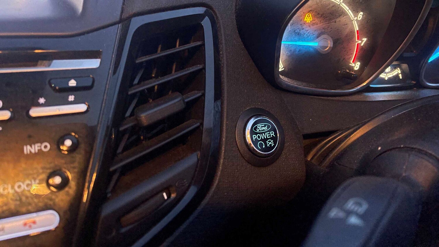 Used Ford Fiesta 2015 for sale - 77044128: Photo 17