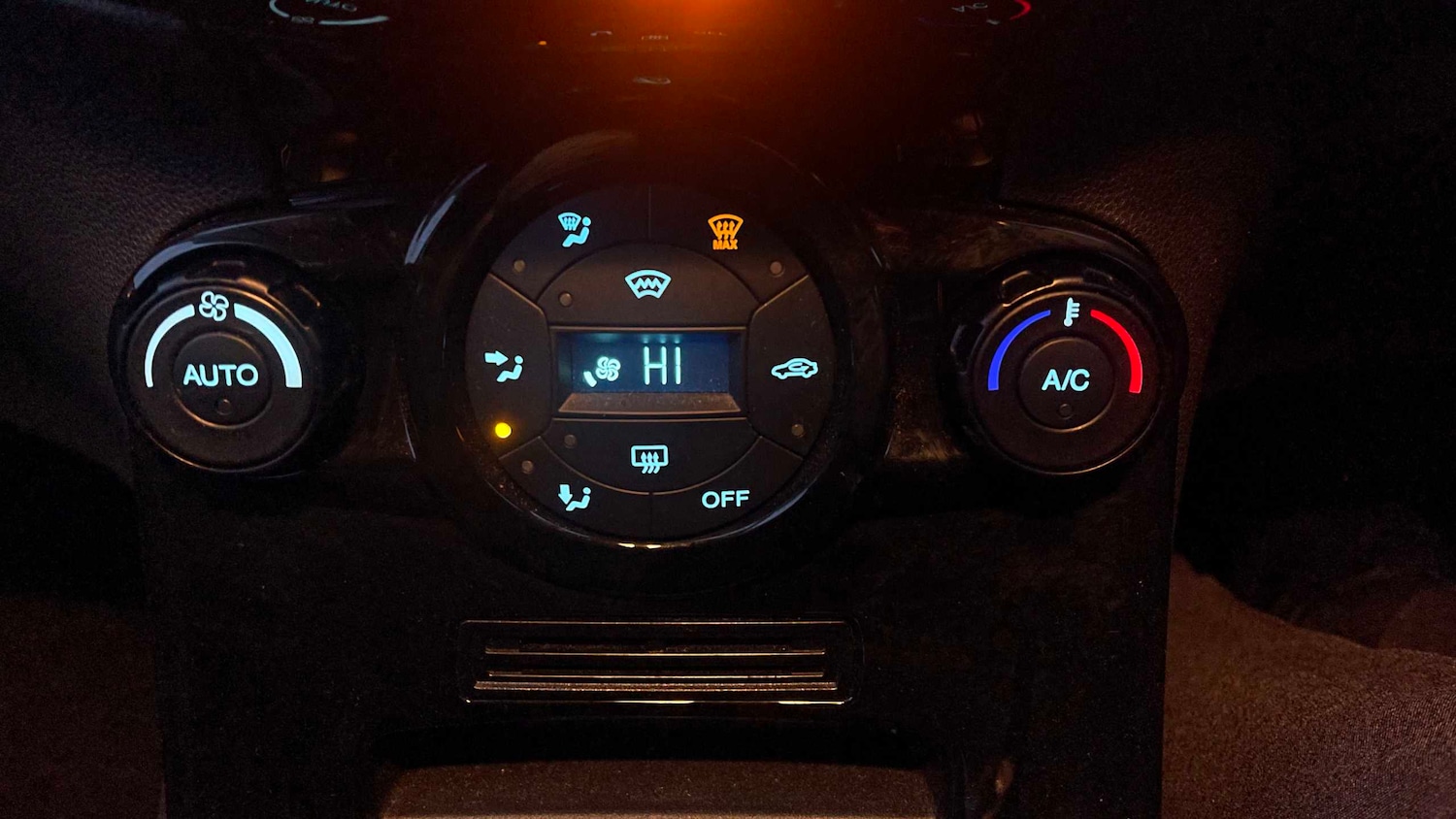 Used Ford Fiesta 2015 for sale - 77044128: Photo 19