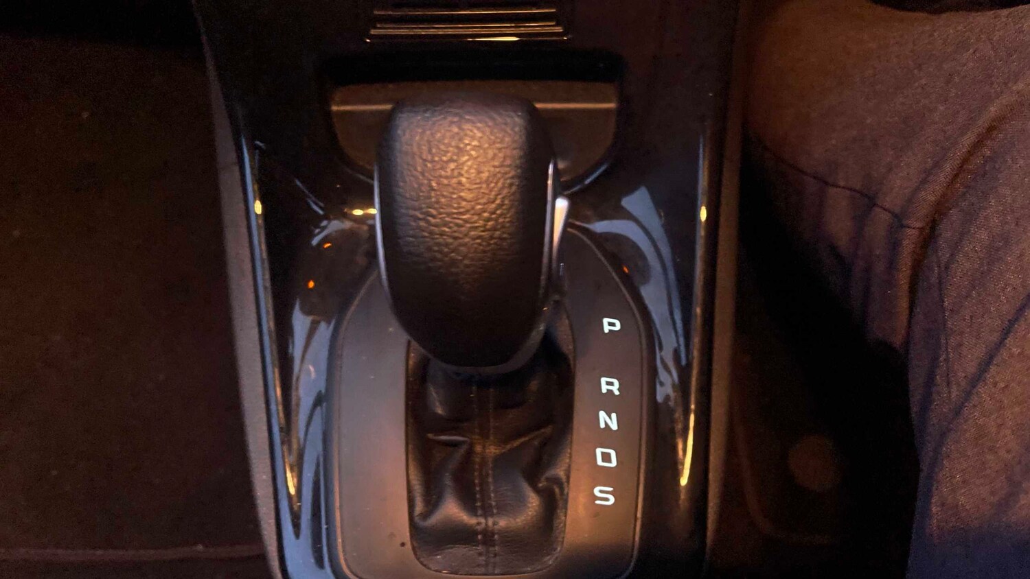 Used Ford Fiesta 2015 for sale - 77044128: Photo 21