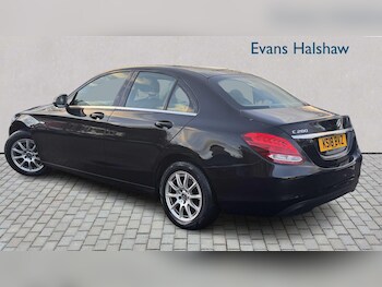 Used Mercedes-Benz C Class 2018 for sale - 77333804: Photo