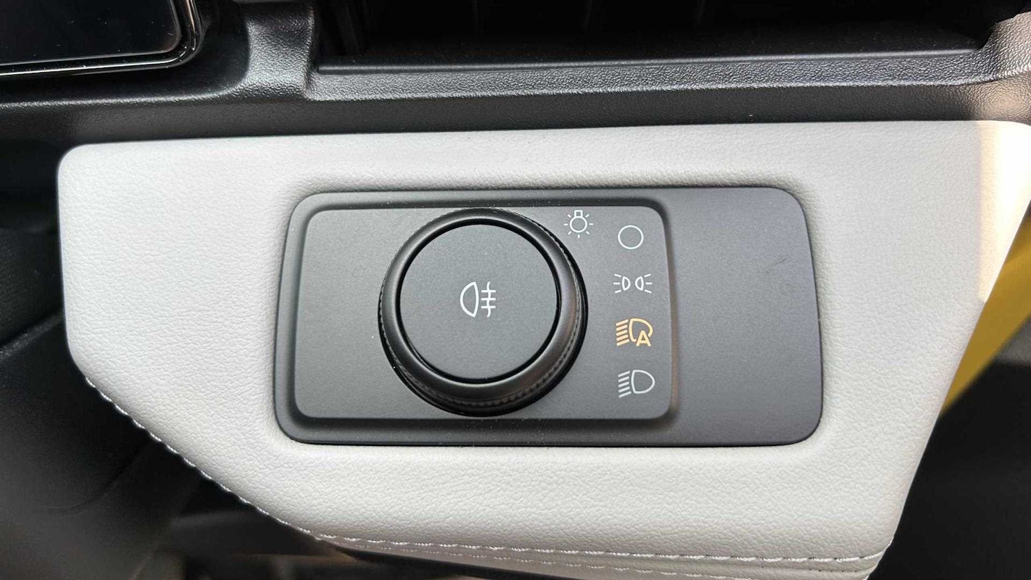 Vehicle 33