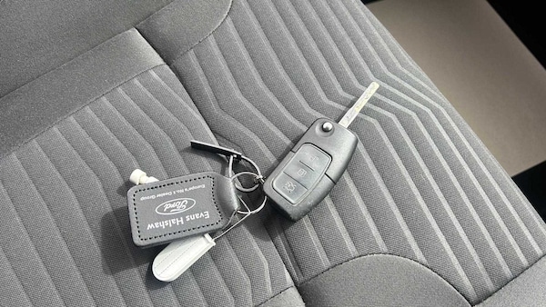 Used Ford Fiesta 2017 for sale - 75812269: Photo 31