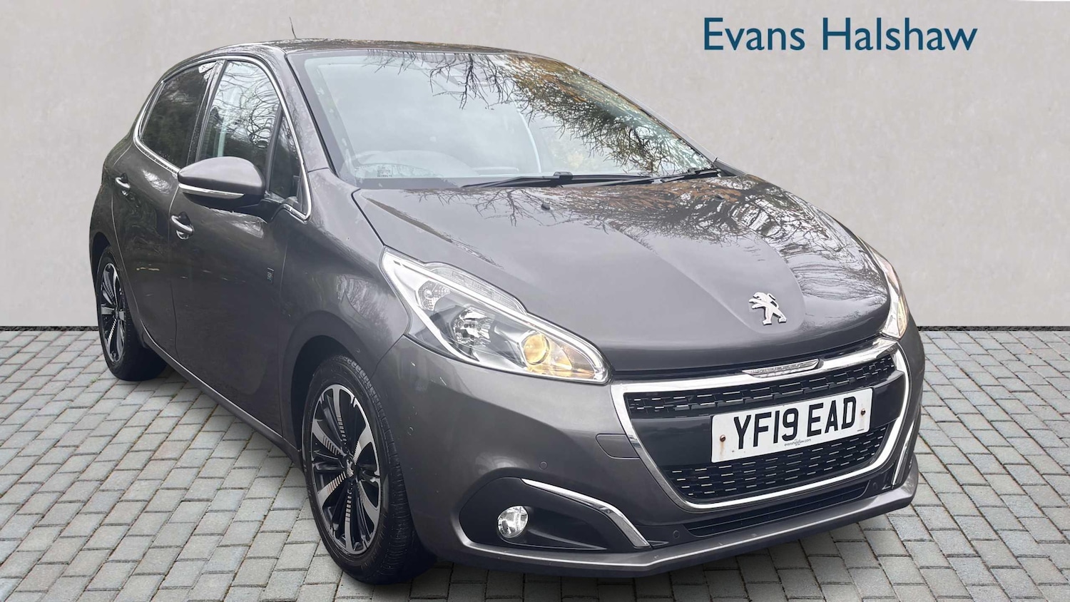 Used Peugeot 208 2019 for sale - 76442402: Photo 1