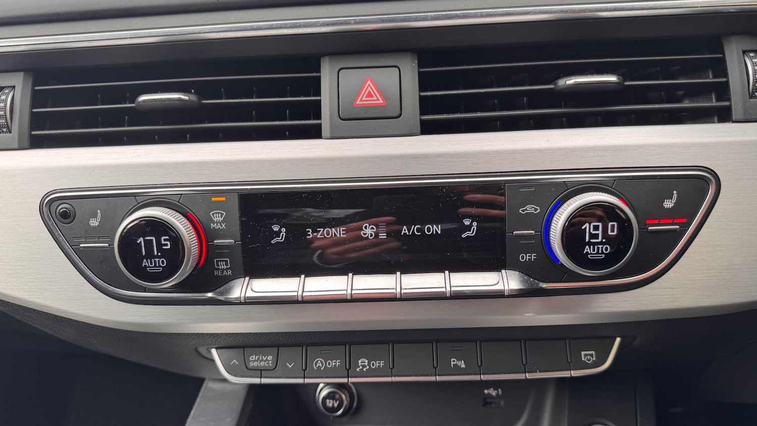 Used Audi A4 2018 for sale - 76692025: Photo 29