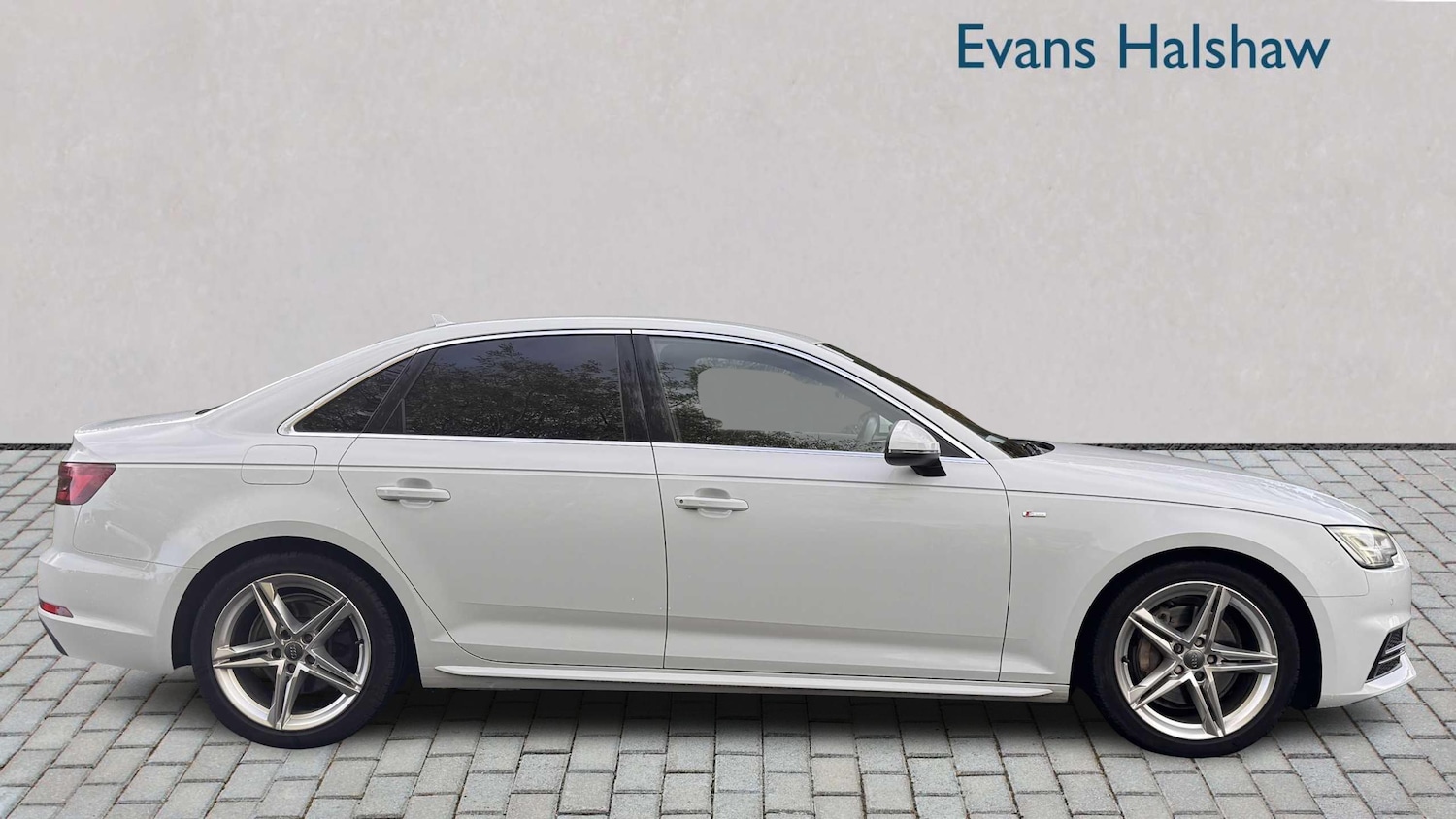 Used Audi A4 2018 for sale - 76692025: Photo 5