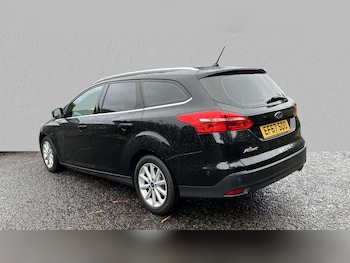 Used Ford Focus 2017 for sale - 76113541: Photo 2