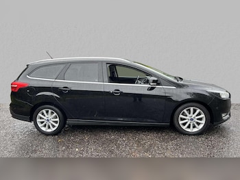 Used Ford Focus 2017 for sale - 76113541: Photo 4