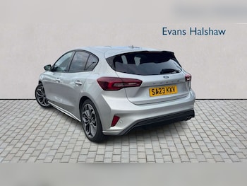 Used Ford Focus 2023 for sale - 78639384: Photo