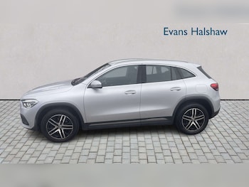 Used Mercedes-Benz GLA 2021 for sale - 77913650: Photo
