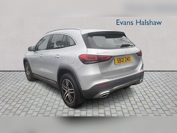 Used Mercedes-Benz GLA 2021 for sale - 77913650: Photo