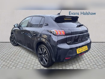 Used Peugeot 208 2023 for sale - 77308443: Photo