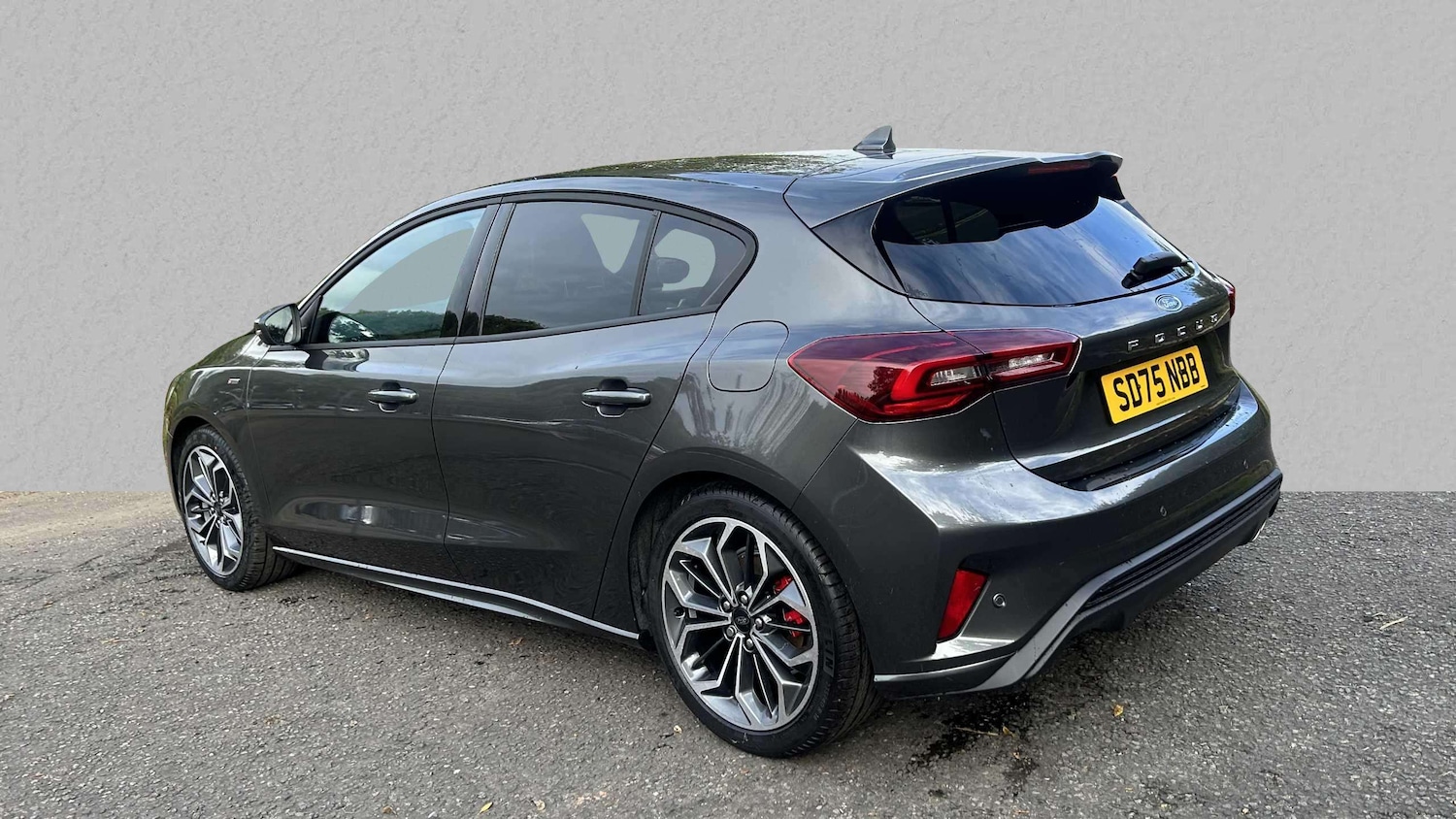 Used Ford Focus 2025 for sale - 76978818: Photo 2