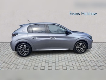 Used Peugeot 208 2023 for sale - 78507546: Photo