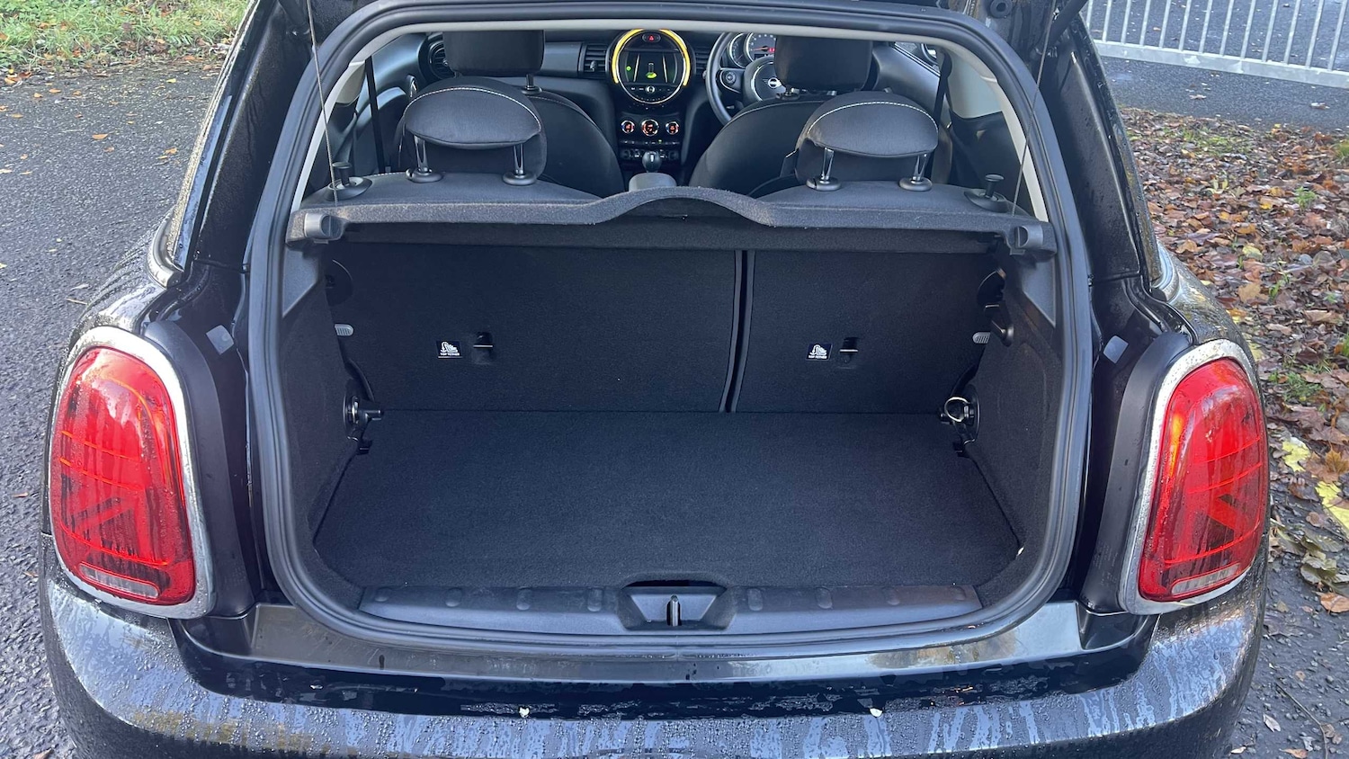 Used MINI Hatch 2019 for sale - 76262368: Photo 12