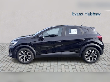 Used Renault Captur 2024 for sale - 78432849: Photo