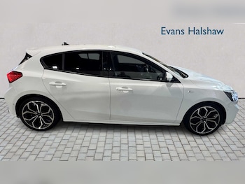 Used Ford Focus 2021 for sale - 77206515: Photo